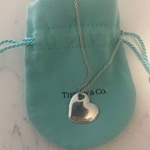 TIFFANY & Co. Silver Heart Necklace Pendant